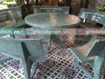 Cách chọn lựa bộ ghế đá sân vườn hợp phong thủy