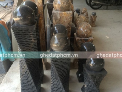 Bỏ túi đơn vị cung cấp trụ đá bi xoay chất lượng