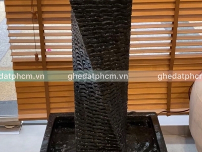 Trụ Đá Bi Xoay Giá Bao Nhiêu? Báo Giá Mới Nhất 2025