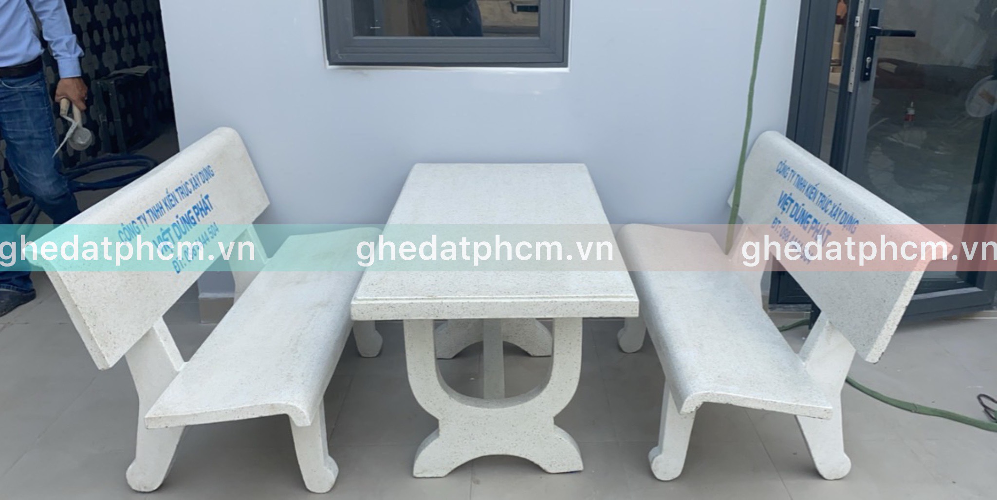 Cơ sở chuyên cung cấp bàn ghế đá