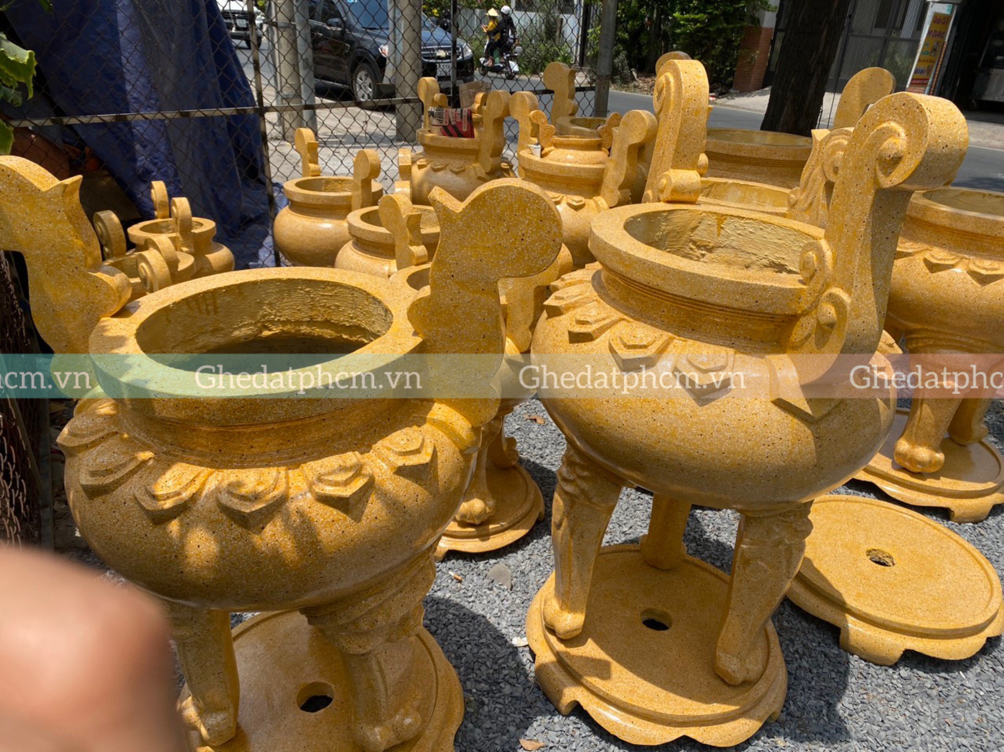 Lư hương đá đẹp quận 7